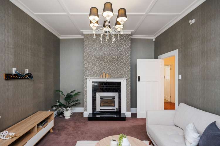 223 College Street West End_17