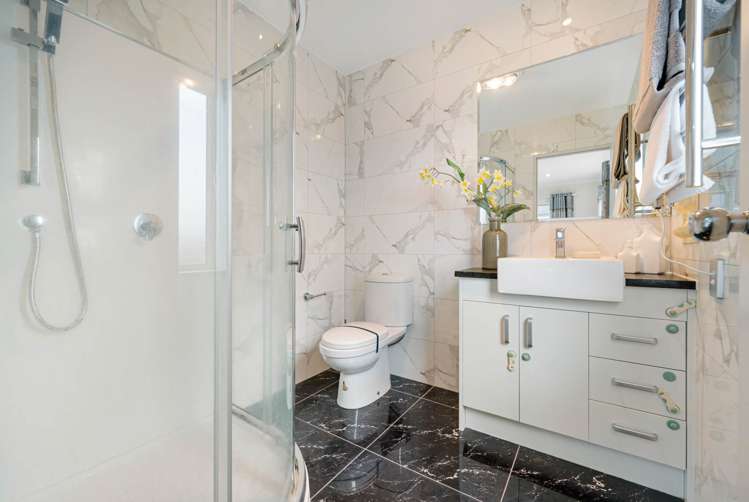 406 Ormiston Road Flat Bush_18