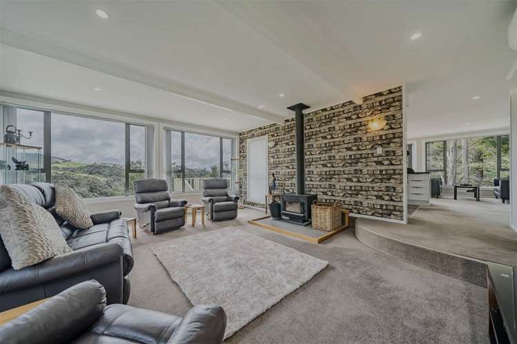 527 Whitemans Valley Road Whitemans Valley_3