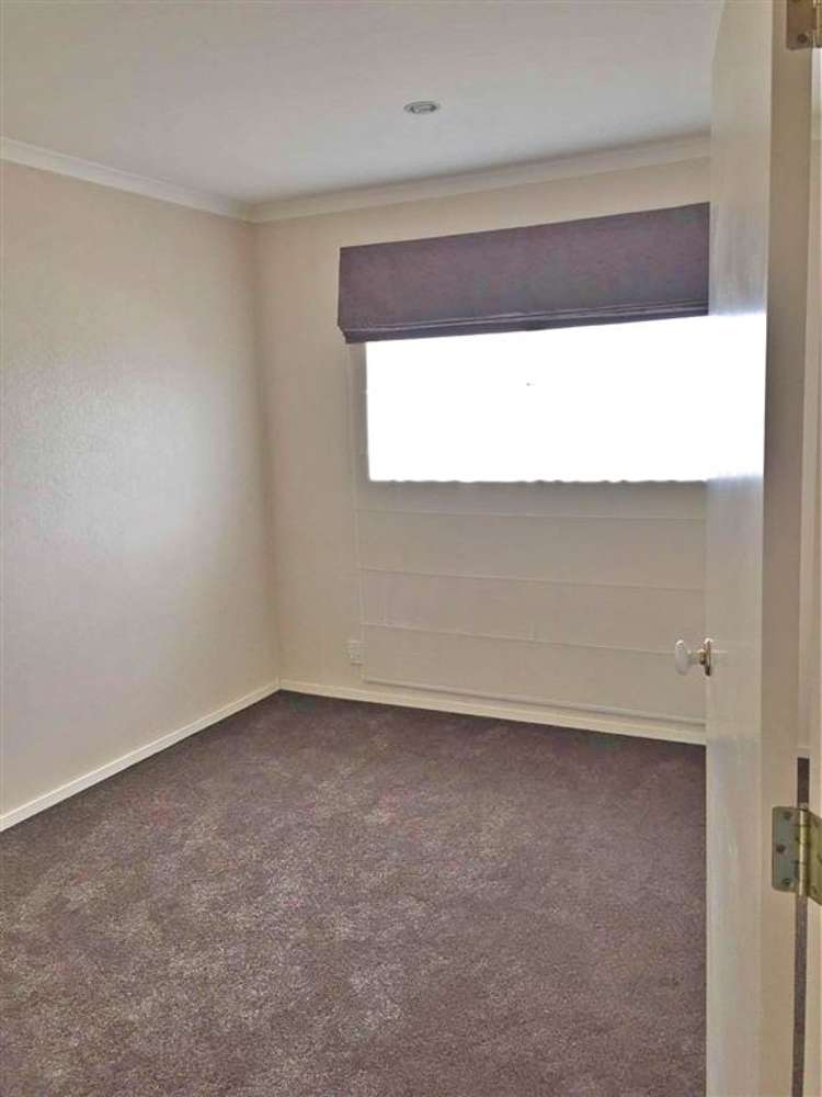 4 Canterbury Park Lane Ellerslie_8