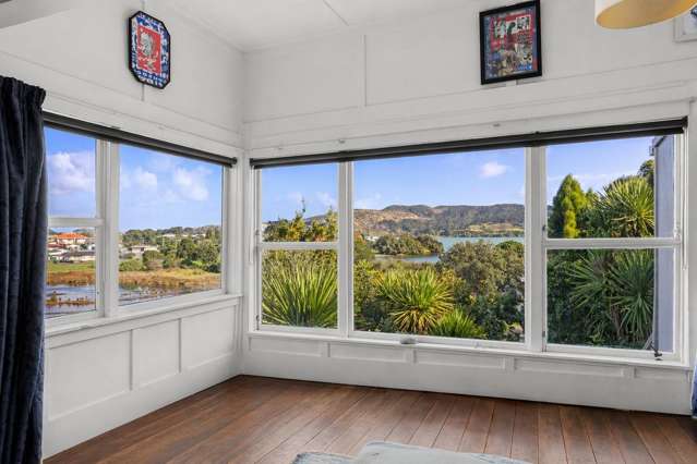 2 Rose Street Raglan_1