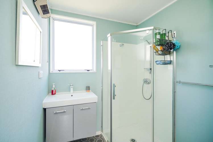 12 Oraka Place Colac Bay_10