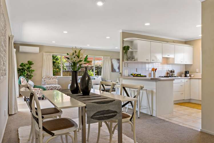 2/8 Erson Avenue Royal Oak_5