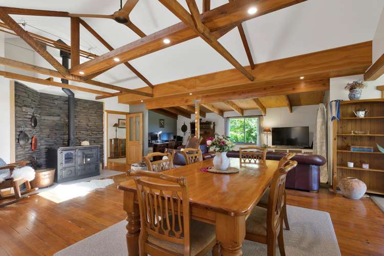 1805 Cust Road Cust_17