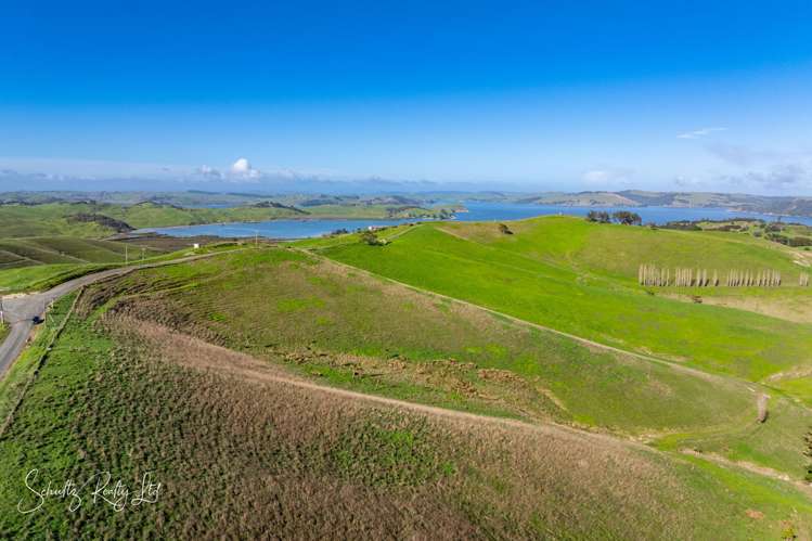 Massey Road Maungaturoto_36