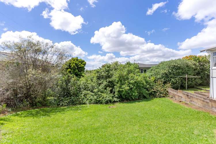 74 Oakdale Road Hillsborough_11