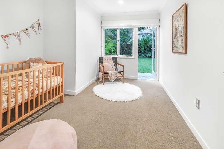 54 Memorial Drive Hamilton East_17