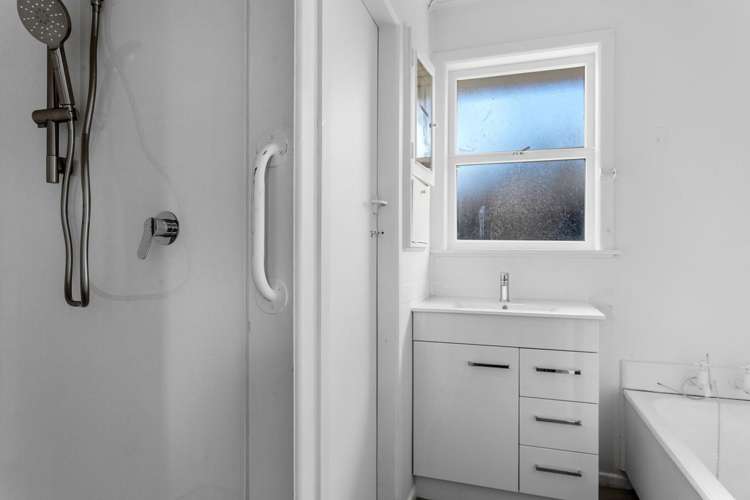 226 River Road Kawerau_8