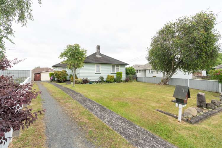 10 Byron Road Enderley_22