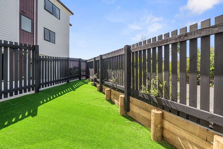 91 Joshua Carder Drive Hobsonville_27