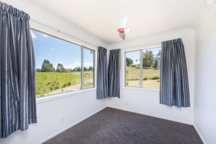 8 Ridgeview Road Aokautere_14