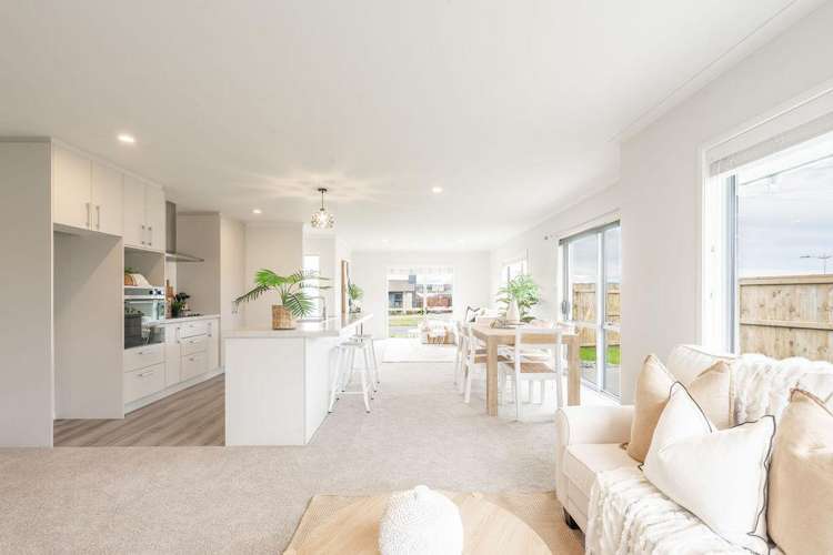 100 Puhirake Crescent Pyes Pa_8
