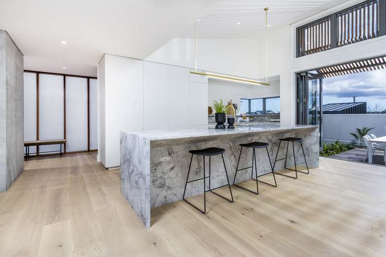 249 Hurstmere Road Takapuna_4