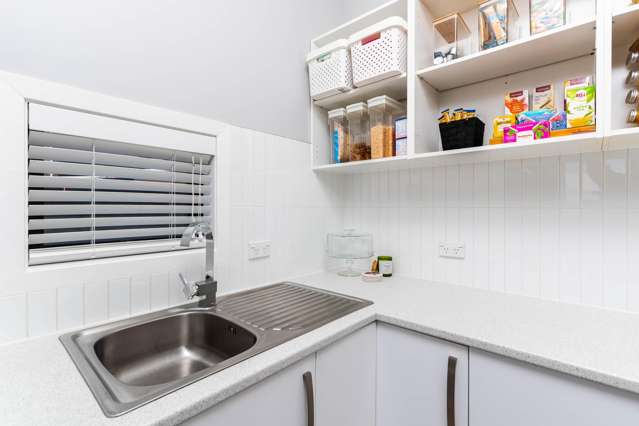 28 Queen Charlotte Drive Aotea_3