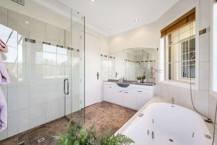 204 Broomfields Road Whitford_31