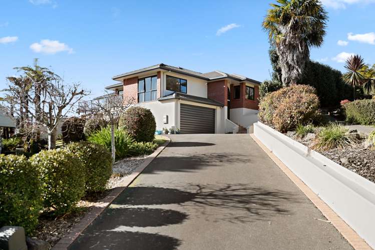 17 River Oaks Place Pukete_24