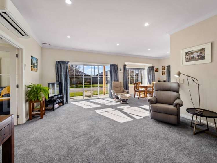 1 Farm Road Allenton_11