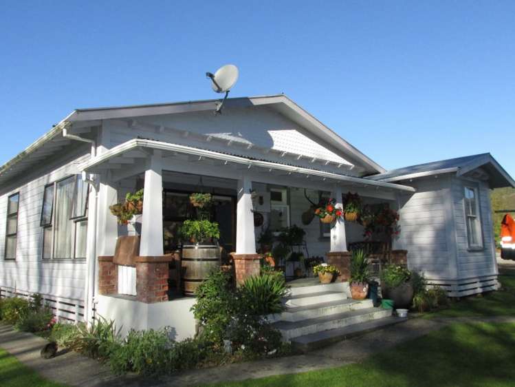 18 Crampton Road Reefton_1