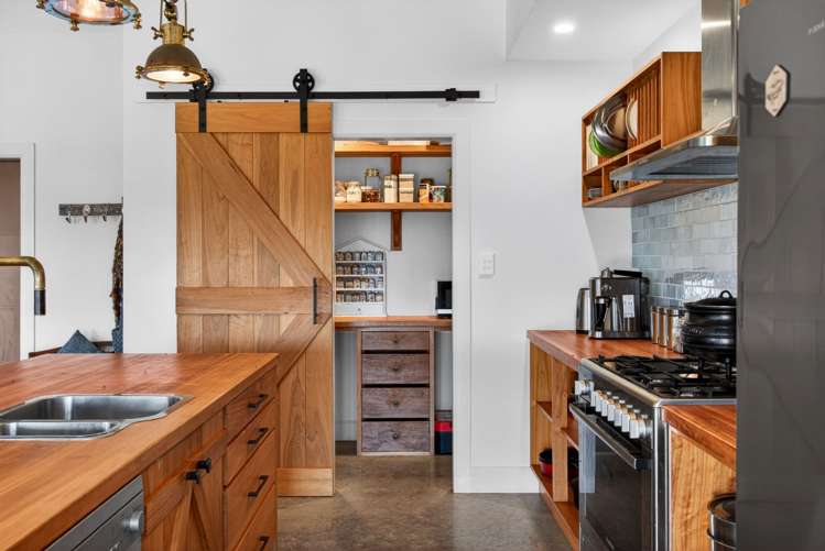 2760 South Head Road, South Head Helensville_13