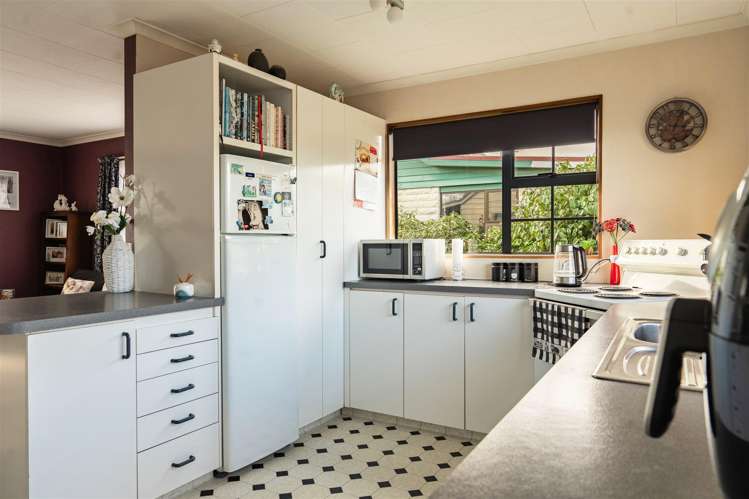 49 Elderlee Street Milton_8