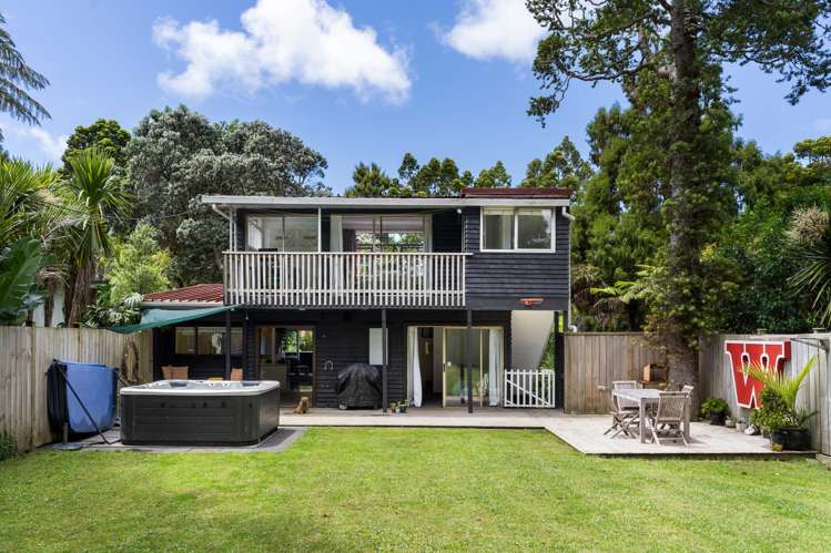 13 Hollywood Avenue Titirangi_18
