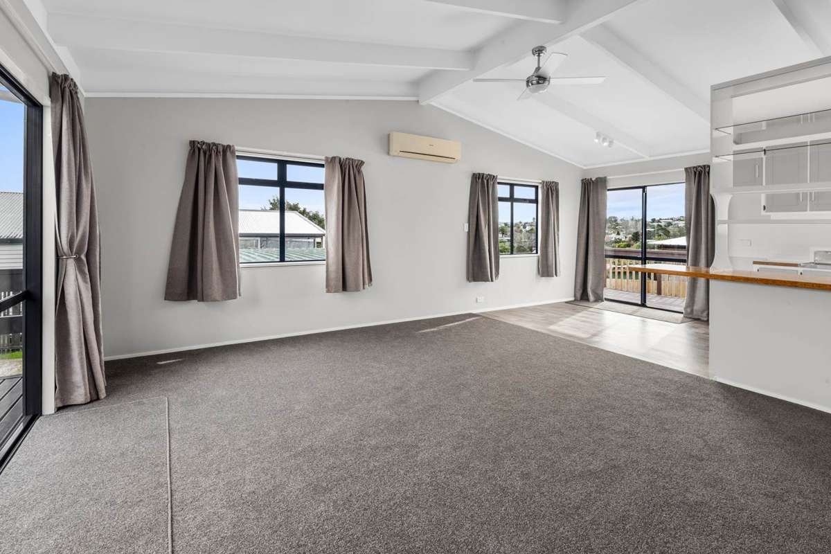 8A Raumati Crescent_2