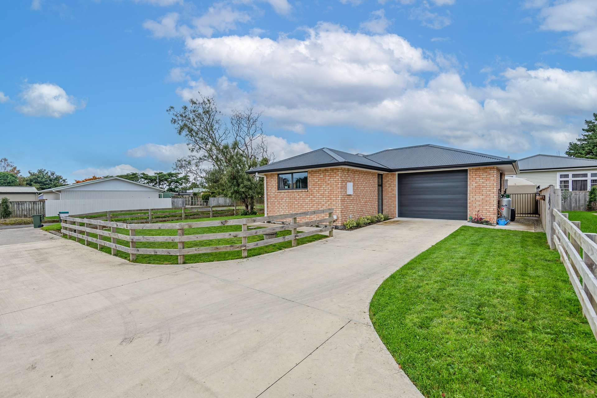 26 Pitt Street Pahiatua_0