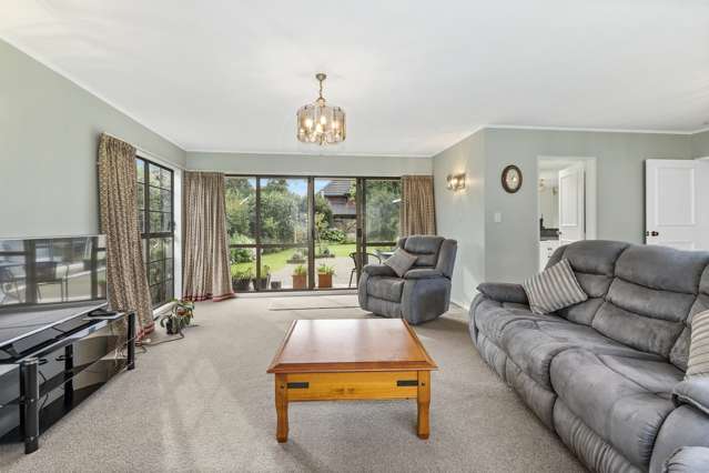 41 Waddington Drive Naenae_1