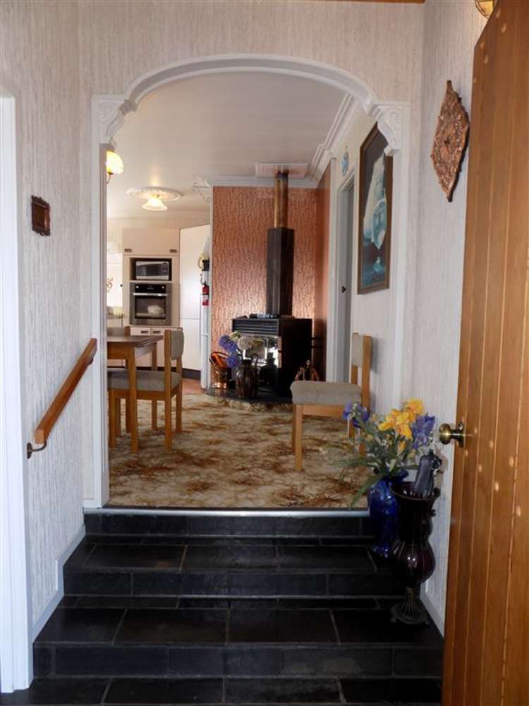 9 Silverton Road Waihi_12