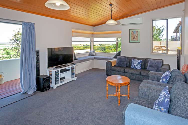 320 Marshall Crescent Thames_7