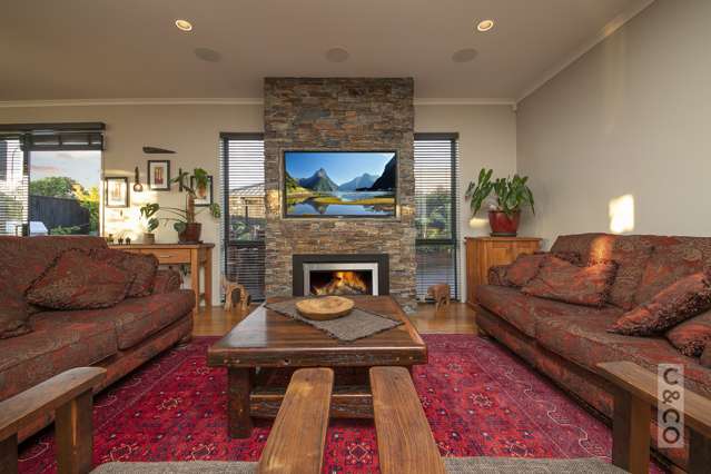 9 Jelas Drive Riverhead_4