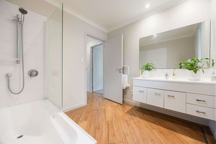 52 Macfarlane Street Hamilton East_25