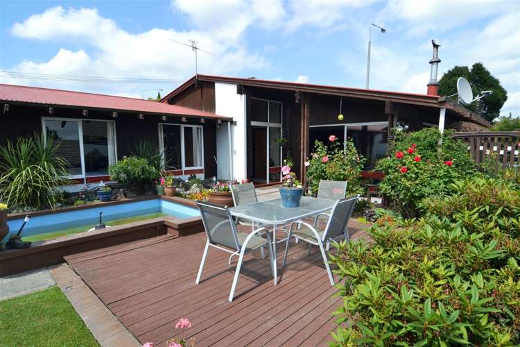 76 Racecourse Road Sockburn_16