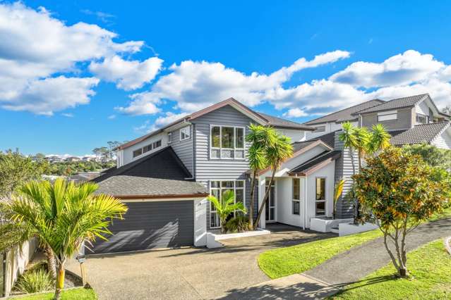 Ultimate 5-Bed Family Home in Albany