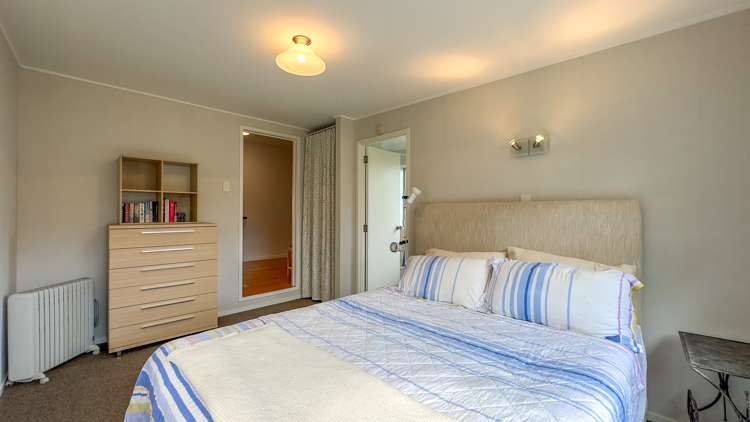 107 Howard Road Orere Point_15