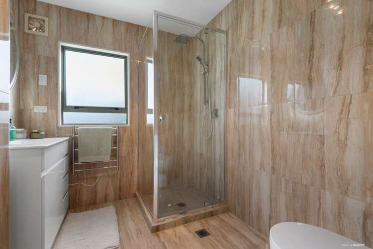 4/351 West Coast Road Glen Eden_7