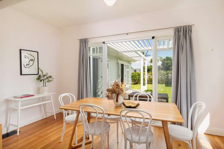 25 Tui Street Point Chevalier_7