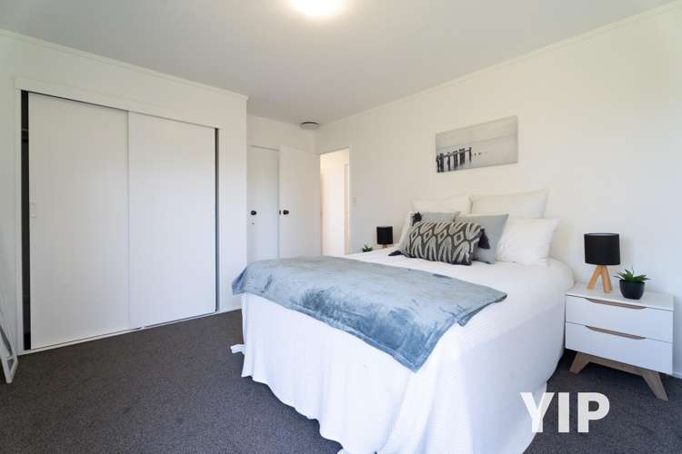 4b Glenwood Grove Woodridge_5