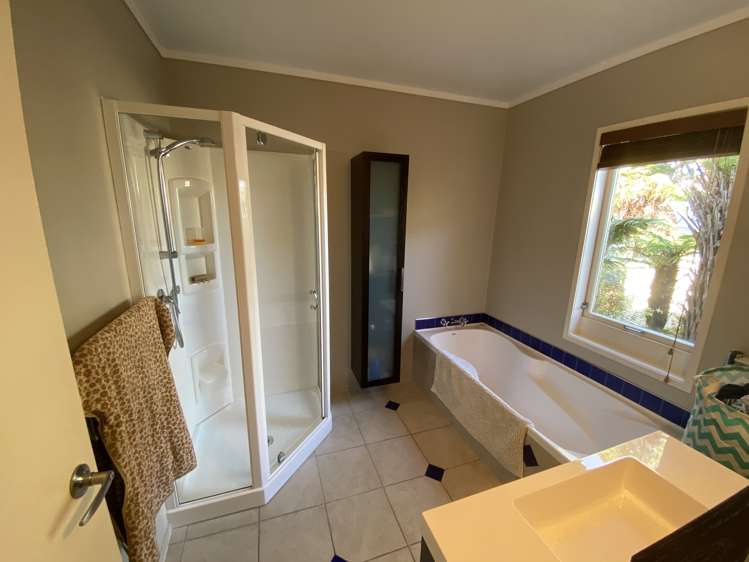 264 Ara-Kotinga Whitford_17