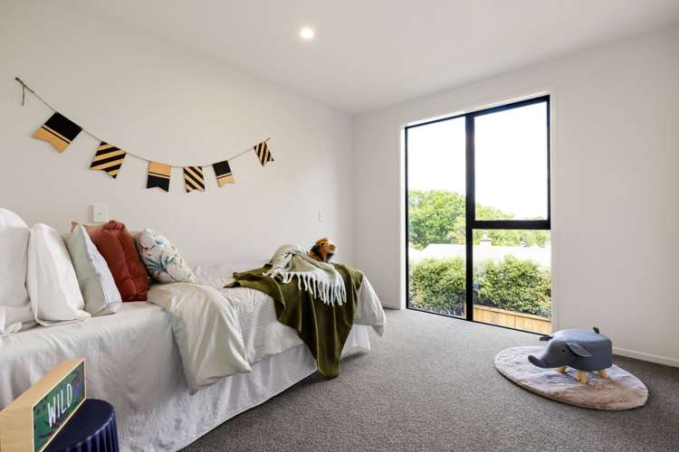 4/3 Huia Avenue Forest Lake_12