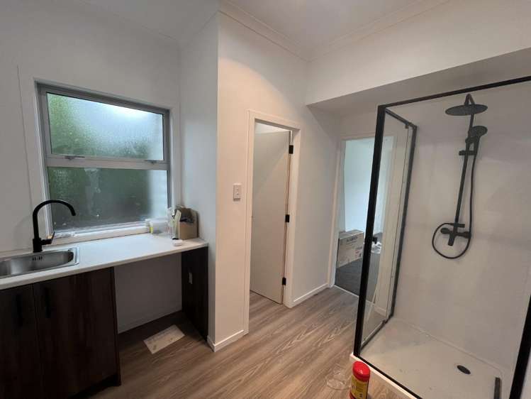 8 Wallath Road Westown_12