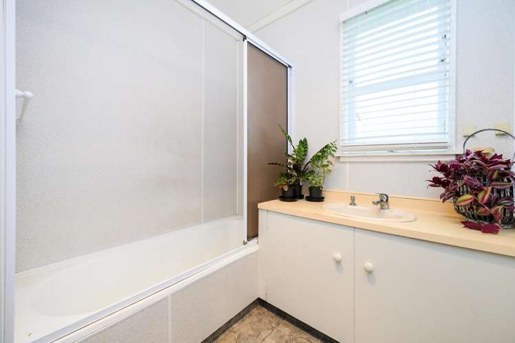 10 Fairview Avenue Feilding_12