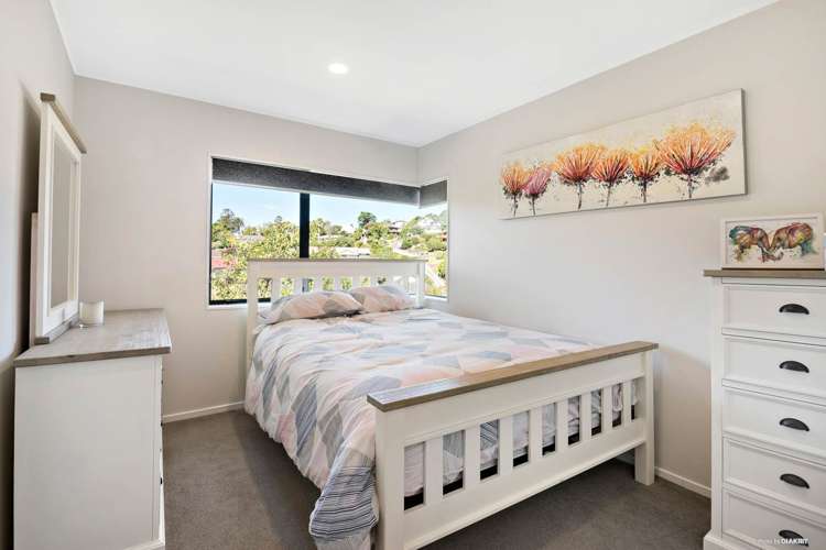 8 Crestview Place Browns Bay_15