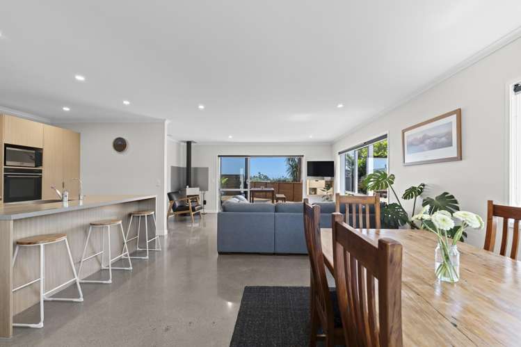 5d Tui Grove Oakura_11