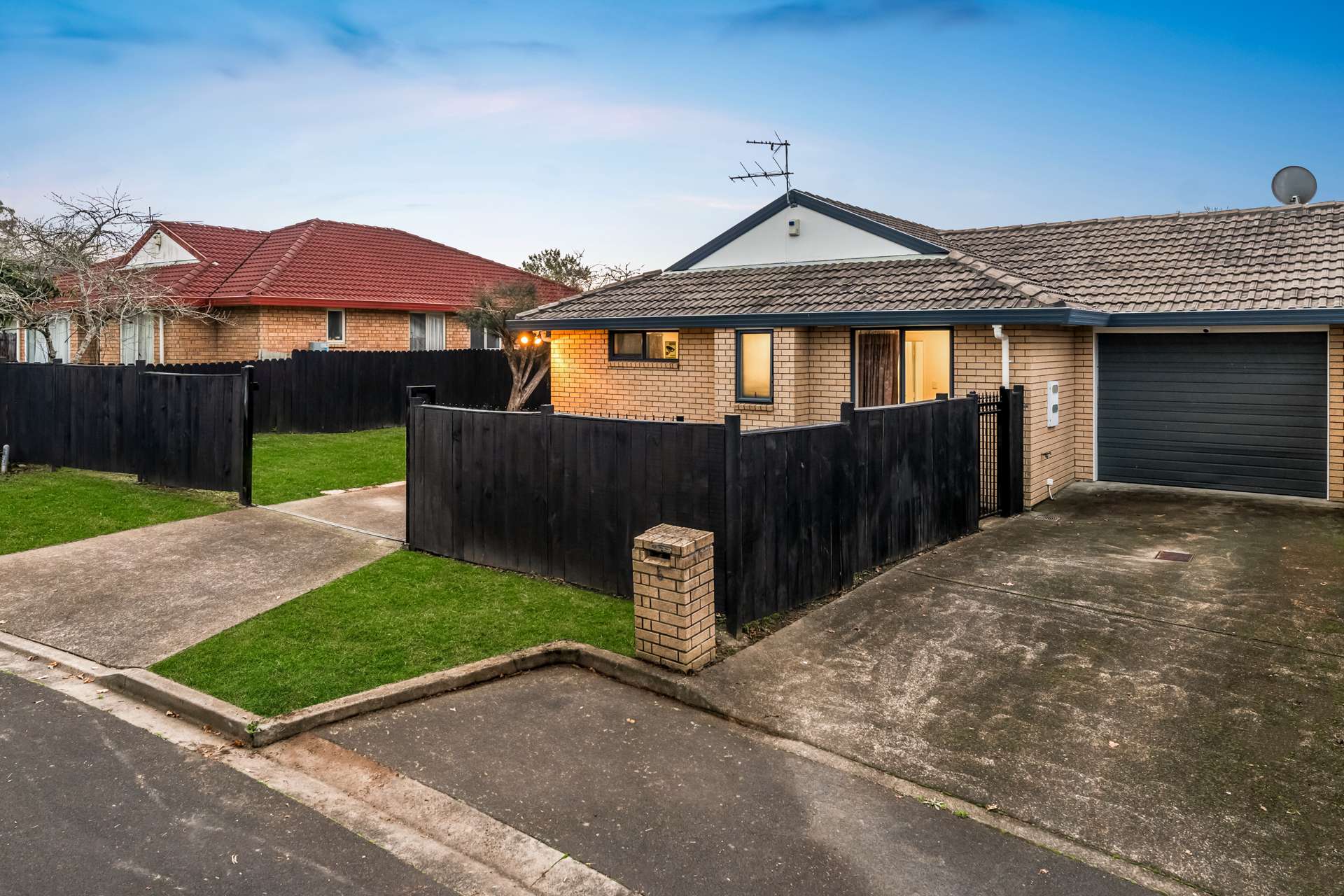 6 Clover Drive Henderson_0