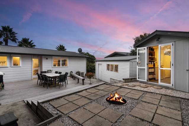 16 Gilshennan Valley Red Beach_3