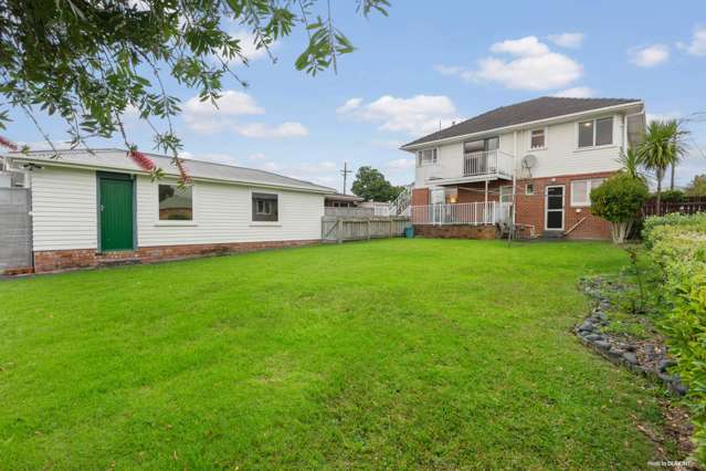 1 Amberley Avenue Te Atatu South_3