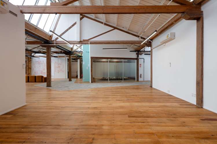 Part Level 2/125 The Strand Parnell_8