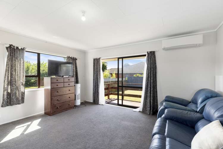 1/16 Rosier Road Glen Eden_5