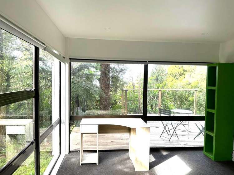 22 Tui Crescent Waiatarua_15